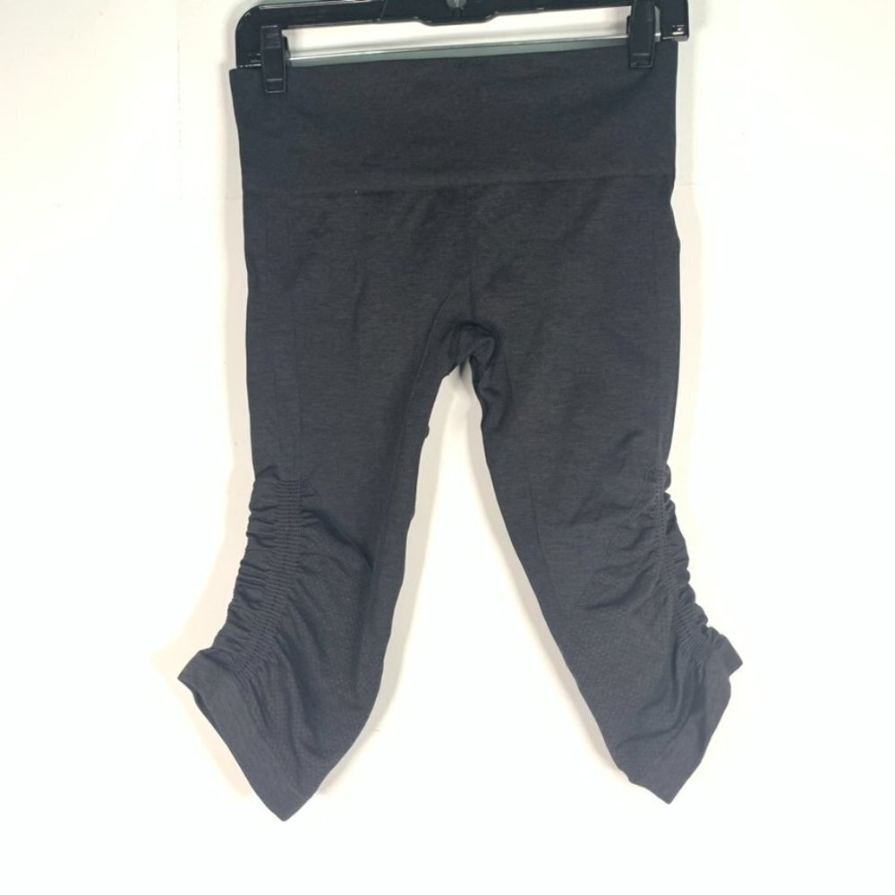 Lululemon Awakening Crop Seamless legging